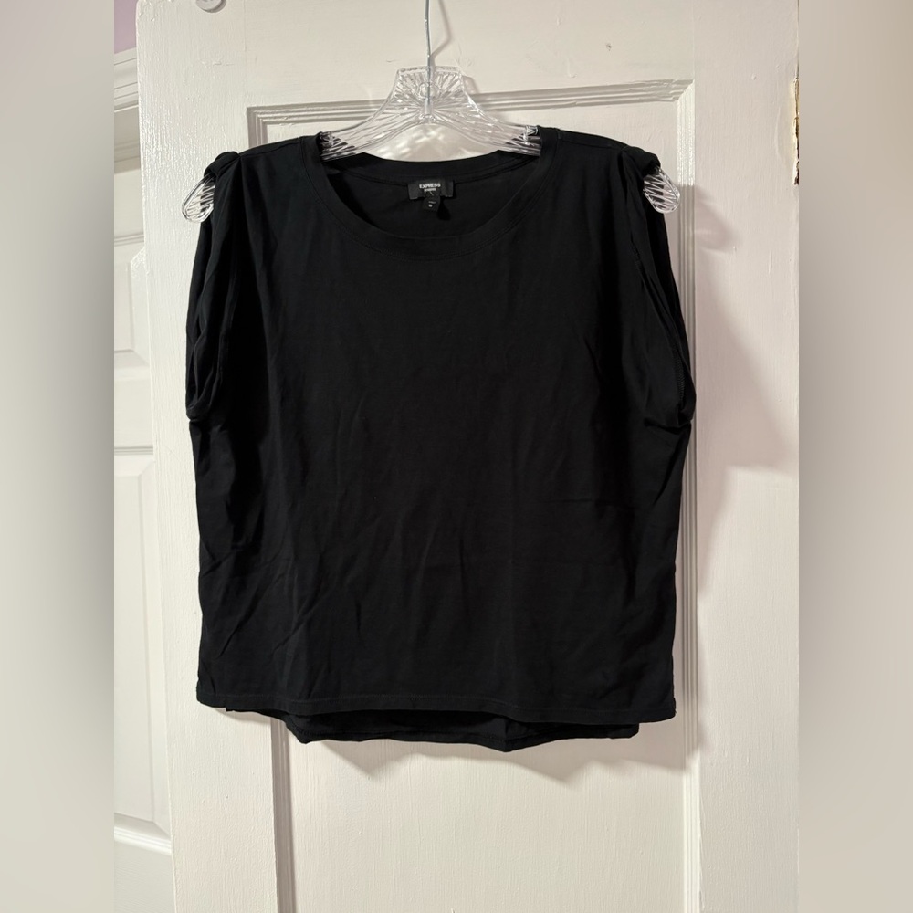 Set of Express Cropped Muscle Tees